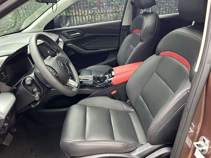 Фото 20 - MG Motor 5