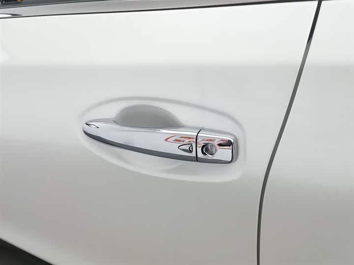 Фото 18 - Nissan X-Trail