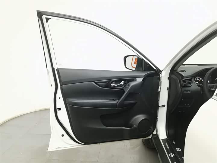 Фото 8 - Nissan X-Trail