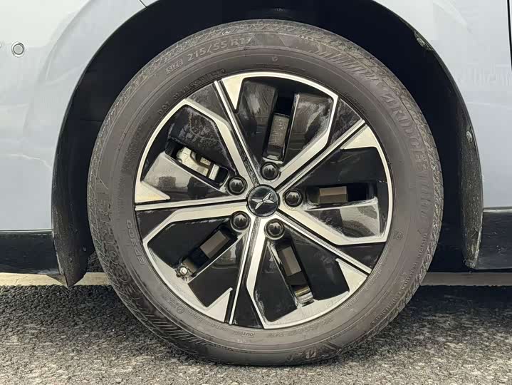 Фото 15 - XPeng P5