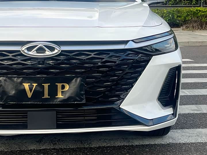 Фото 2 - Chery Arrizo 8