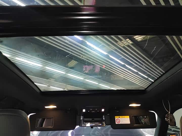 Фото 18 - Toyota Crown Kluger