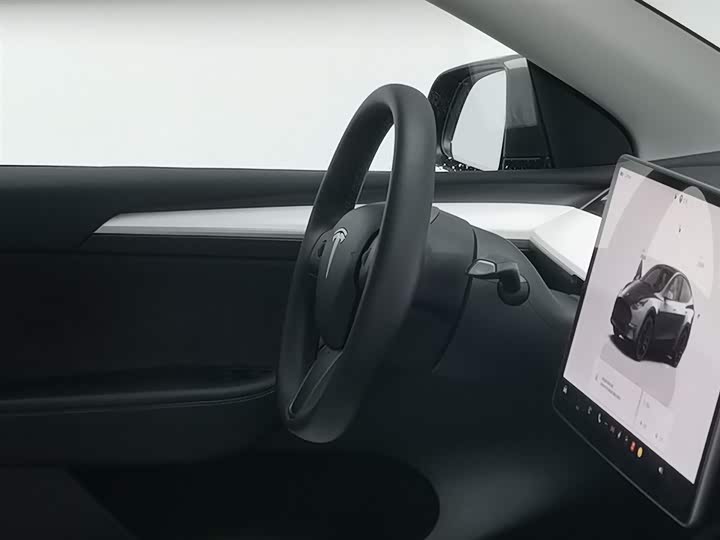 Фото 22 - Tesla Model Y