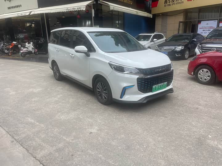 Фото 4 - Maxus Mifa 5