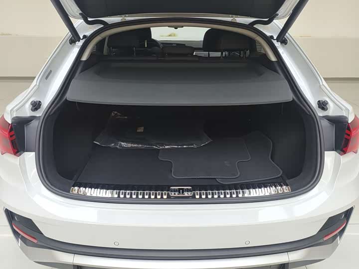 Фото 23 - Audi Q3 Sportback