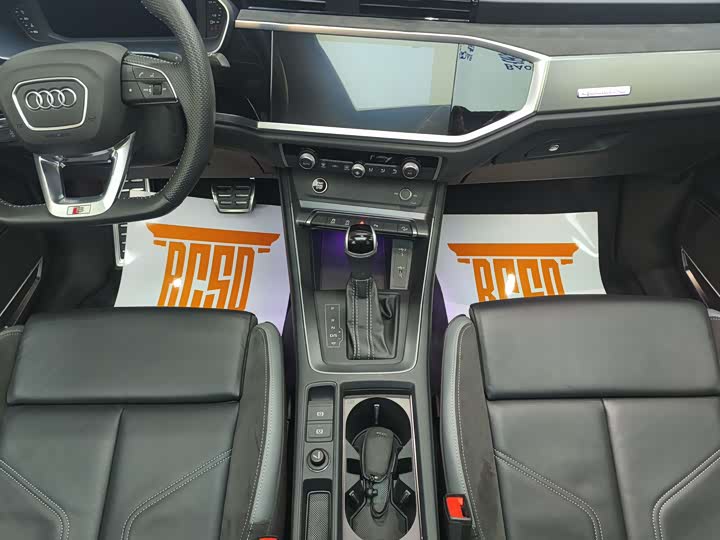 Фото 6 - Audi Q3 Sportback