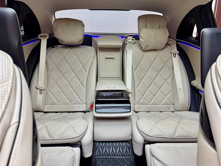 Фото 8 - Mercedes-Benz Maybach S-Class