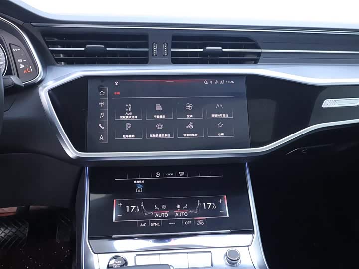 Фото 10 - Audi A7L