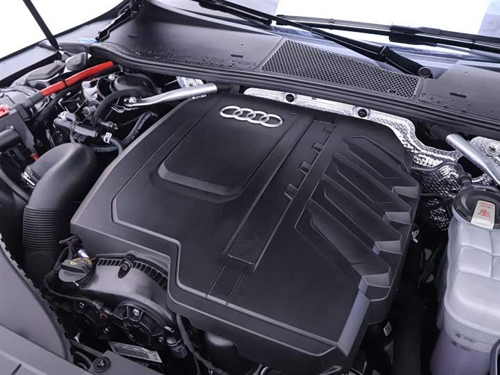 Фото 23 - Audi A7L