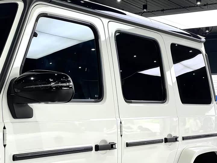 Фото 12 - Mercedes-Benz G-Class AMG