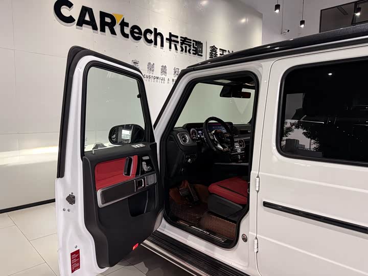 Фото 19 - Mercedes-Benz G-Class AMG