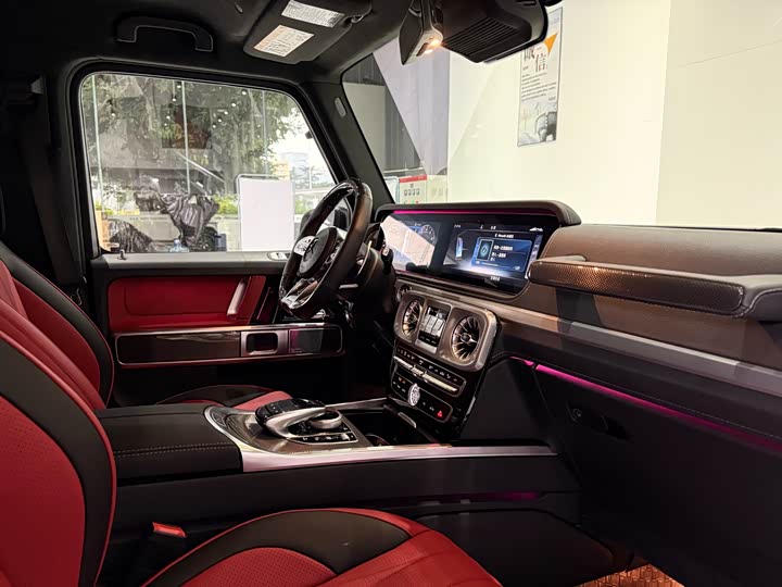 Фото 21 - Mercedes-Benz G-Class AMG