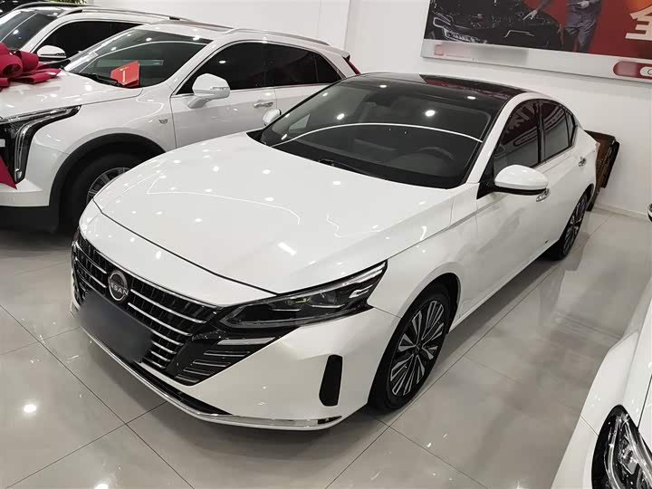 Фото 1 - Nissan Teana