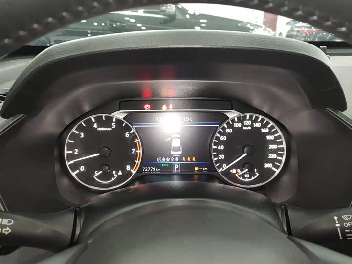 Фото 12 - Nissan Teana