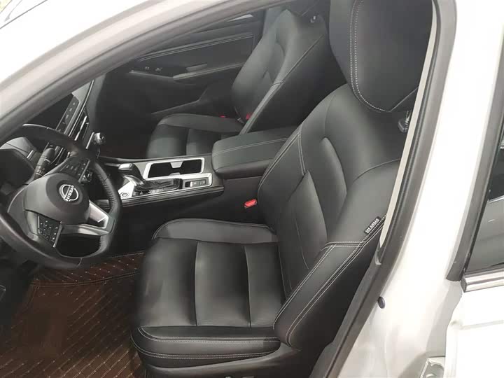 Фото 15 - Nissan Teana