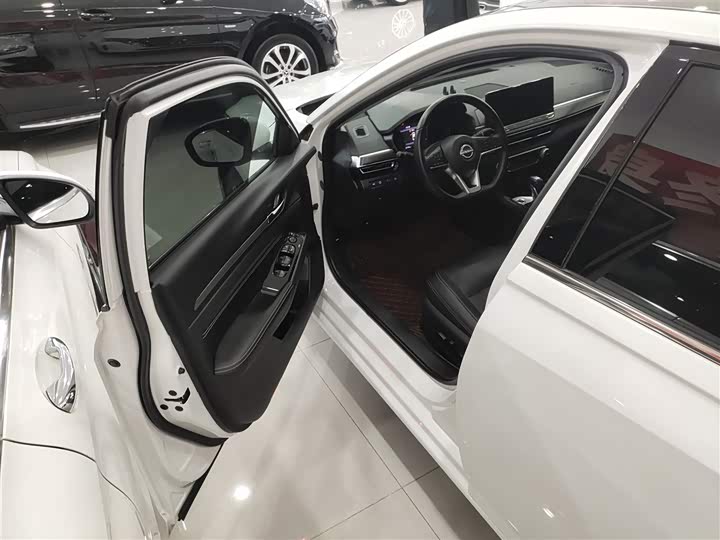 Фото 16 - Nissan Teana