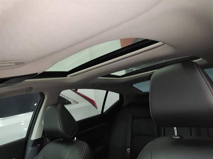 Фото 18 - Nissan Teana