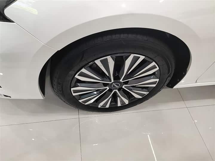 Фото 23 - Nissan Teana