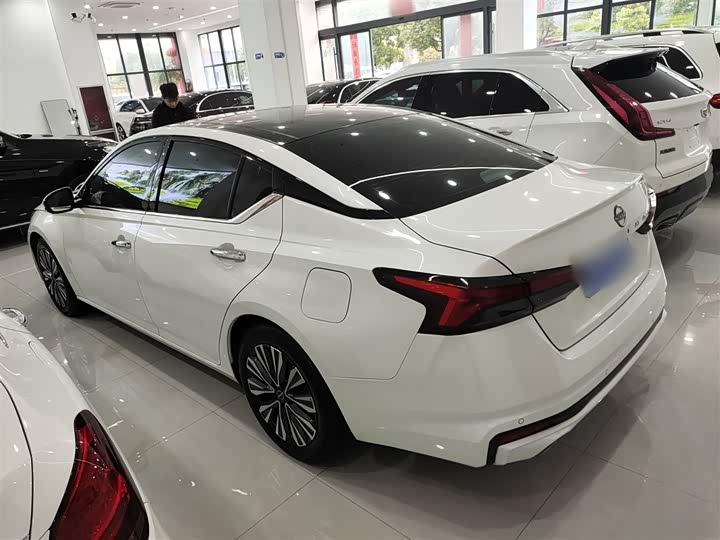 Фото 5 - Nissan Teana