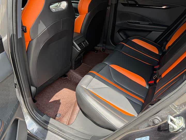 Фото 13 - Changan UNI-V