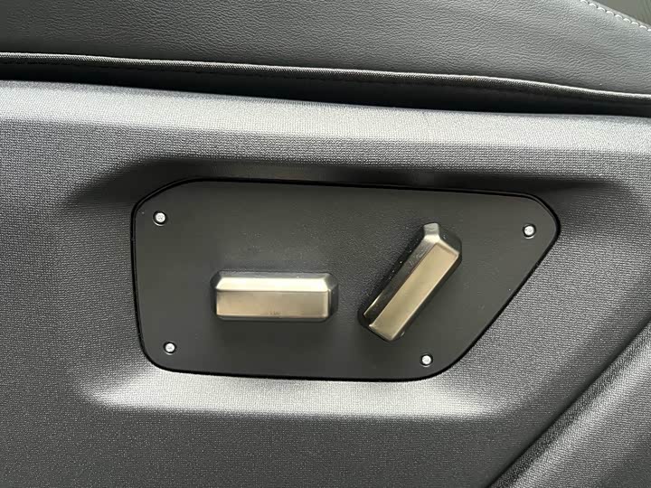 Фото 20 - Chery iCar V23