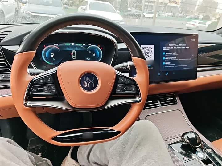 Фото 12 - BYD Han