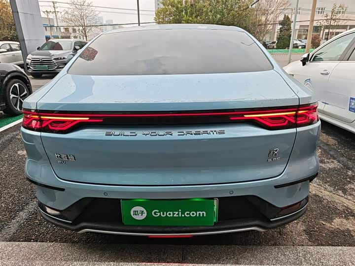 Фото 22 - BYD Han