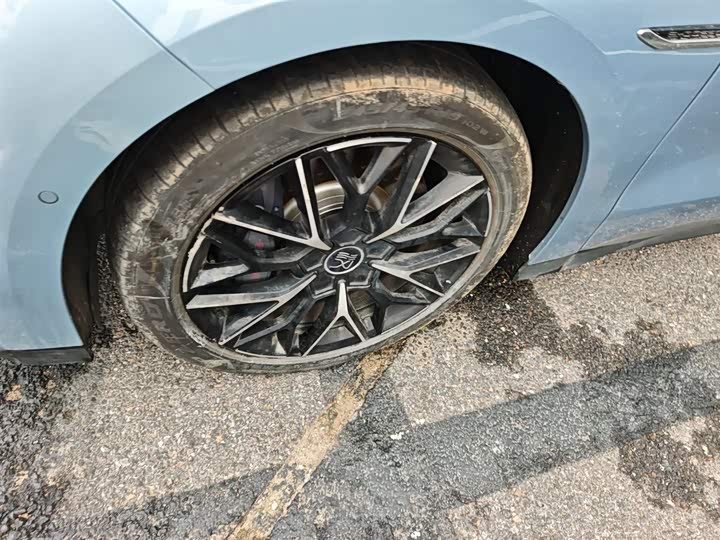 Фото 25 - BYD Han