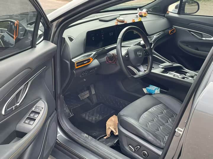 Фото 4 - Changan UNI-T