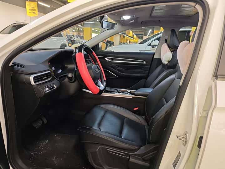 Фото 4 - Geely Emgrand