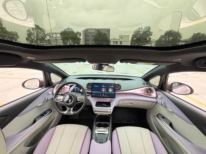 Фото 11 - BYD Dolphin