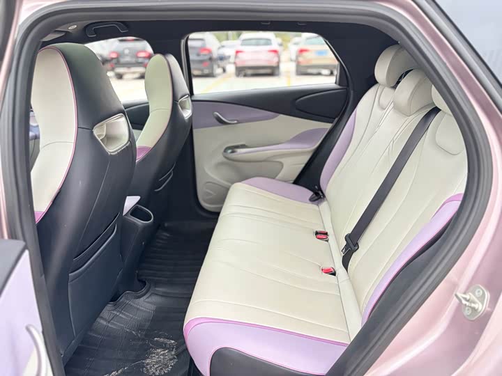 Фото 9 - BYD Dolphin