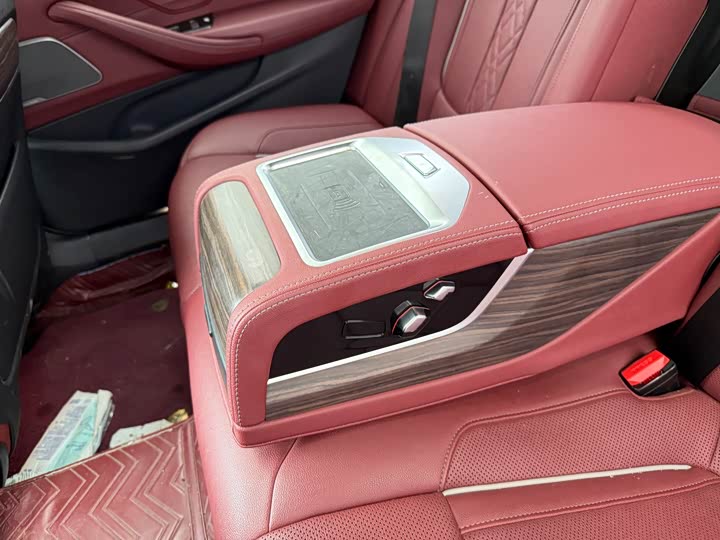 Фото 8 - BMW 5 Series