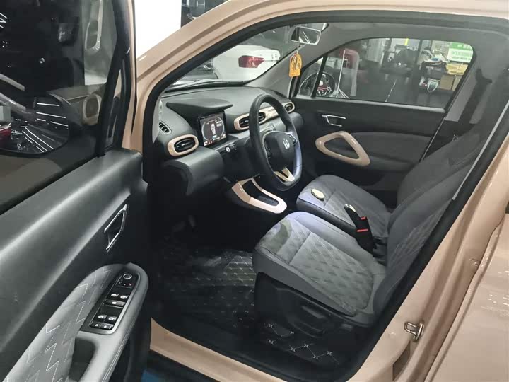 Фото 16 - Leapmotor T03