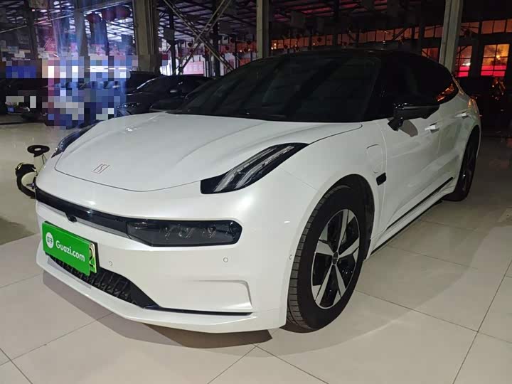 Фото 1 - Zeekr 001