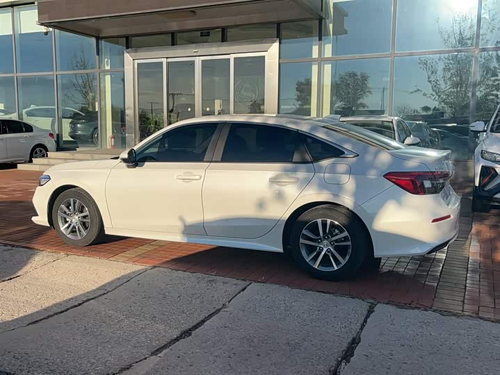 Фото 7 - Honda Civic