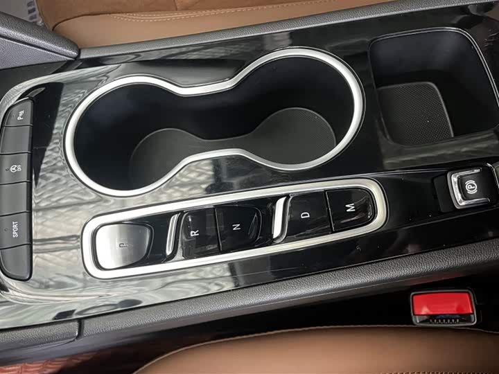 Фото 14 - Buick Regal