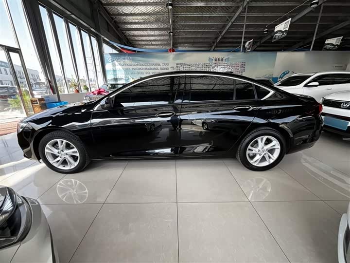 Фото 7 - Buick Regal