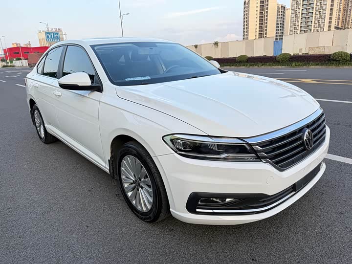 Фото 3 - Volkswagen Lavida