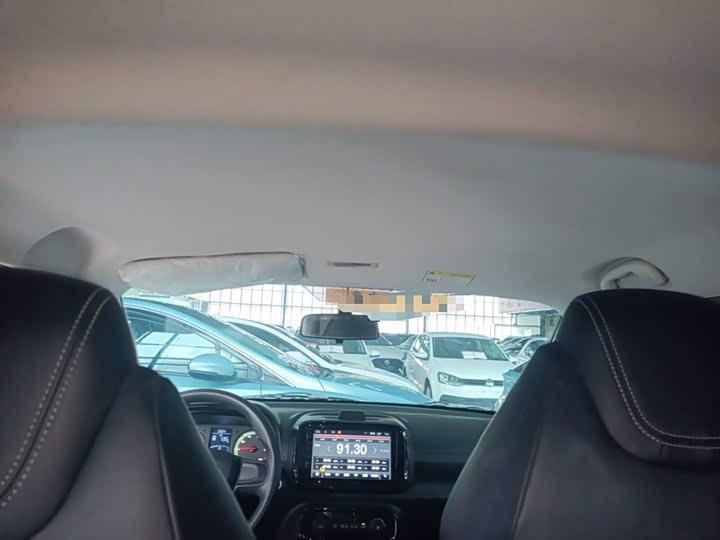 Фото 18 - Roewe Clever