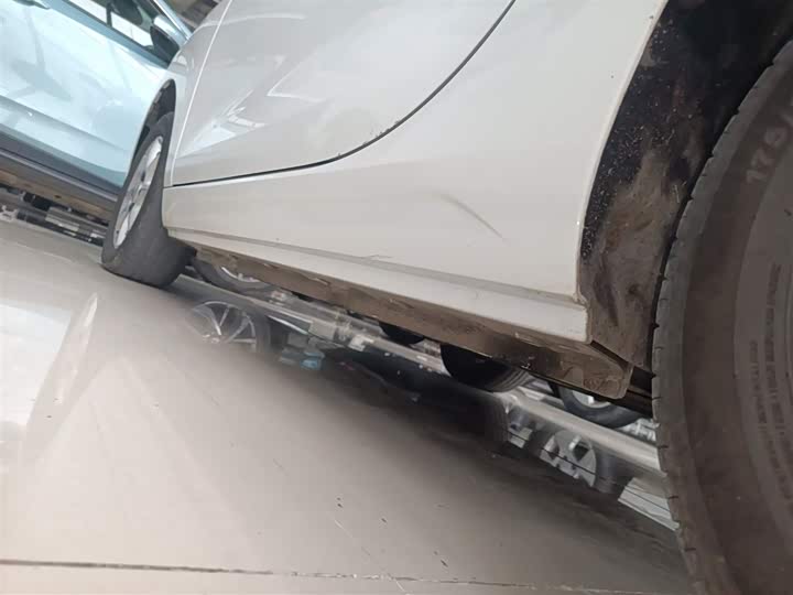 Фото 22 - Roewe Clever