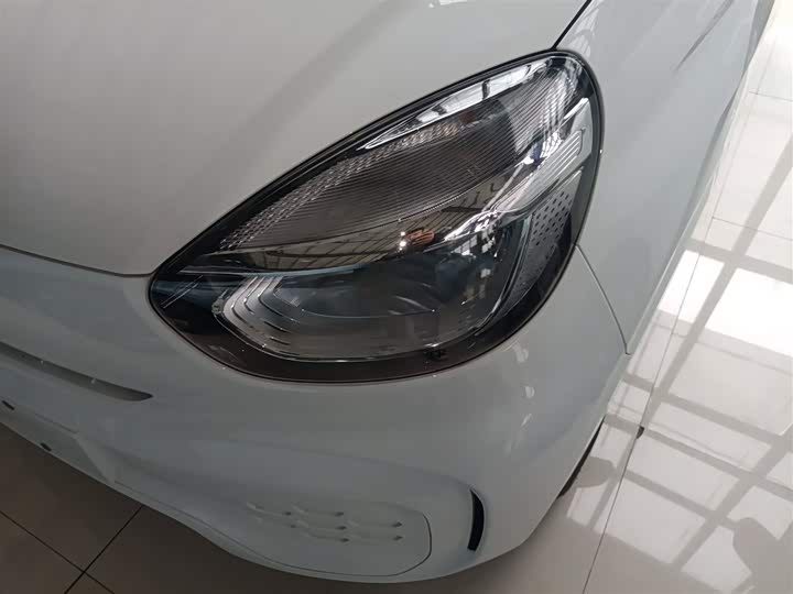 Фото 24 - Roewe Clever