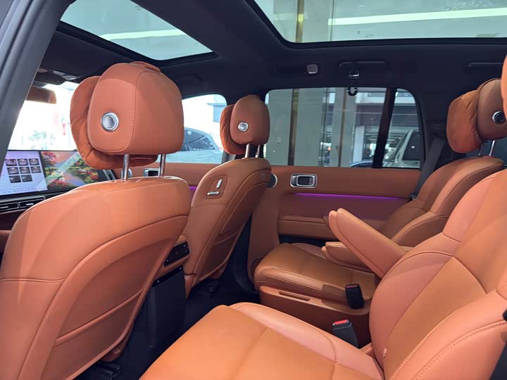 Фото 10 - LiXiang L8