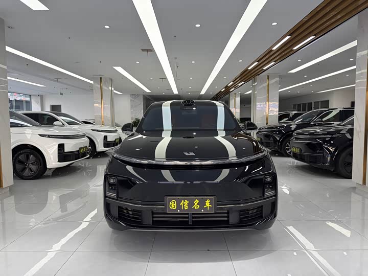 Фото 2 - LiXiang L8