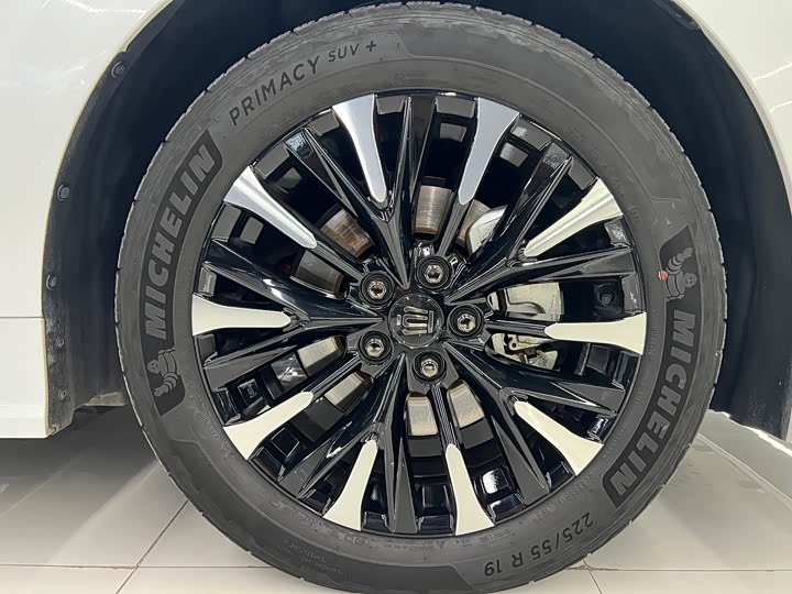 Фото 30 - Toyota Vellfire