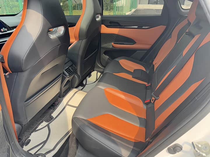 Фото 10 - Changan UNI-V