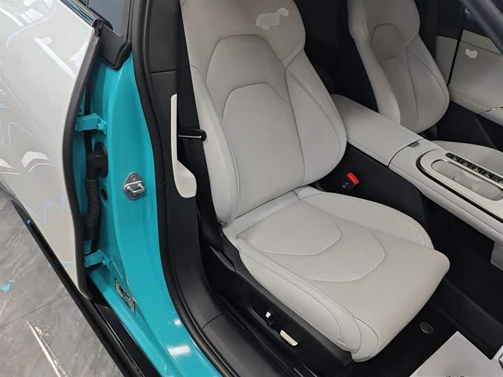 Фото 25 - Xiaomi SU7