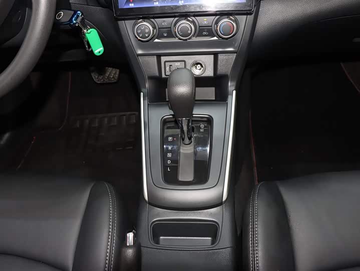 Фото 15 - Nissan Sylphy