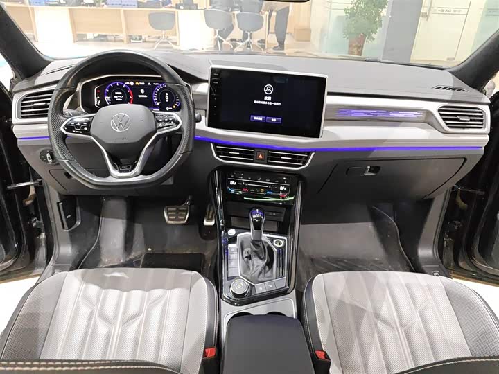 Фото 12 - Volkswagen Tayron