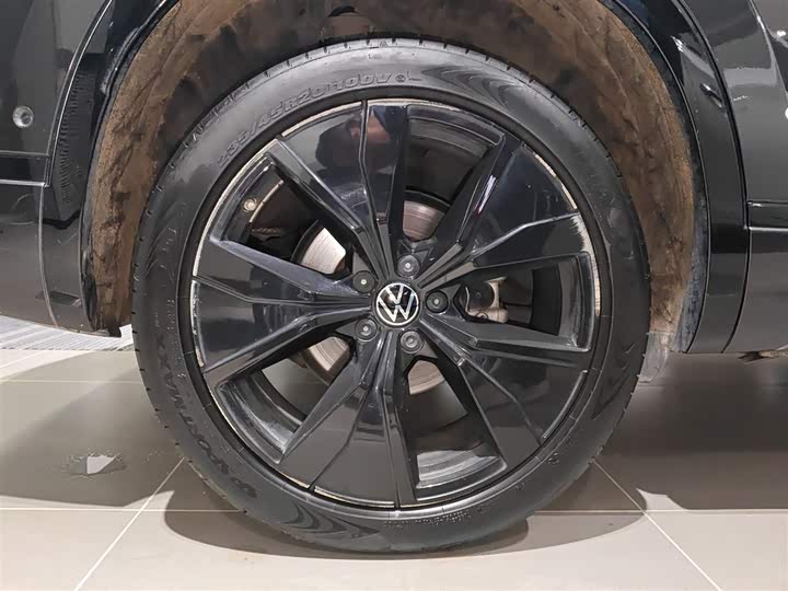 Фото 26 - Volkswagen Tayron